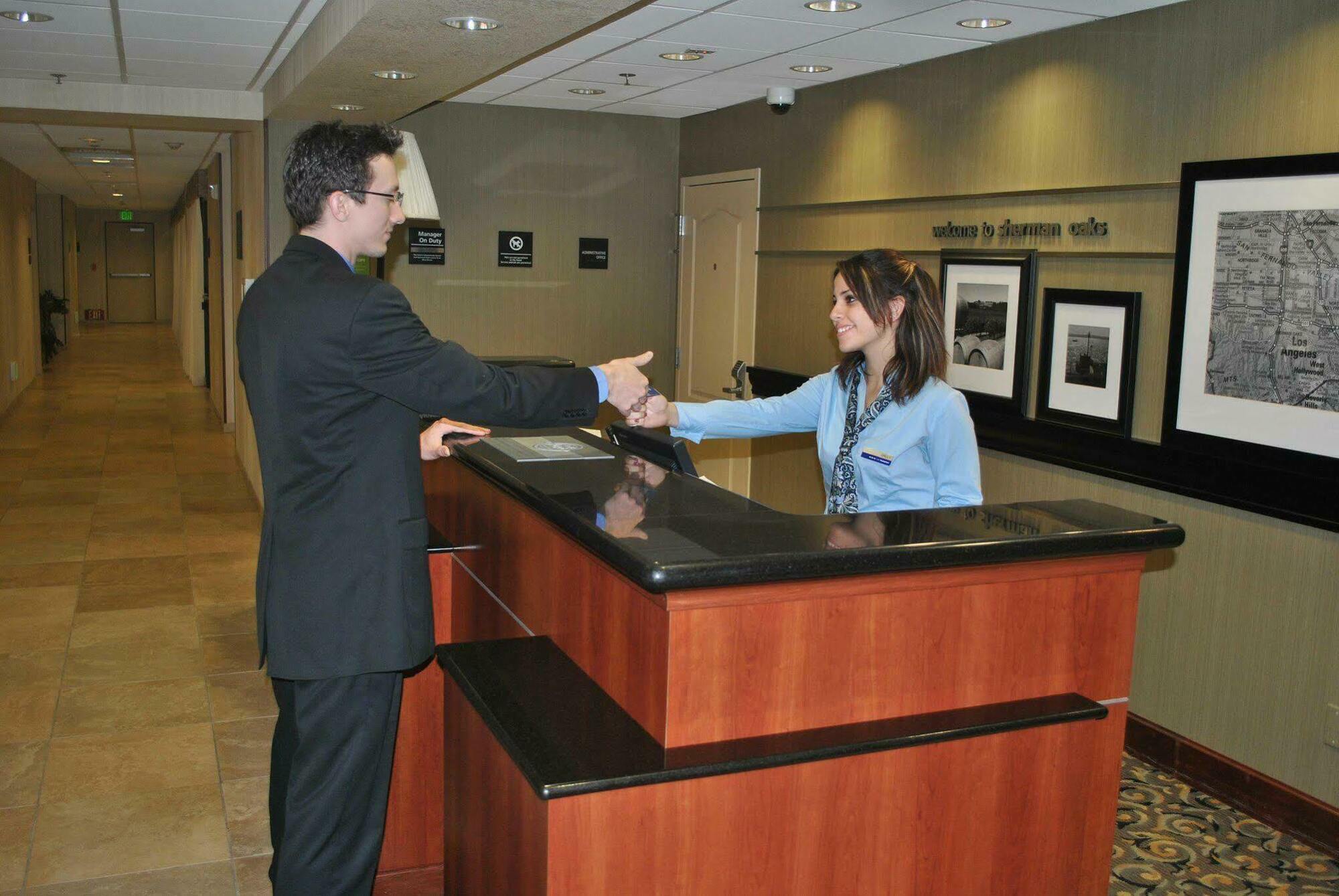 Hampton Inn & Suites Sherman Oaks Los Angeles Interieur foto